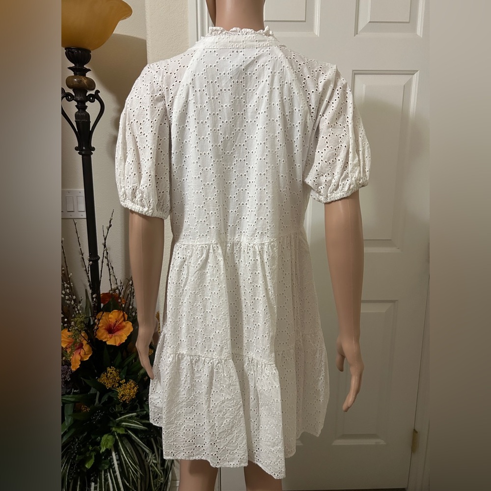 MSK Women's Babydoll Eyelet White V-Neck Tiered Short Sleeve Mini Dress. Size M. - Picture 2 of 5